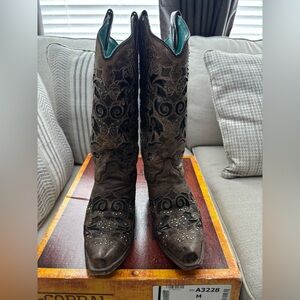 Corral Women's Brown and Black Embroidered Heeled Boots